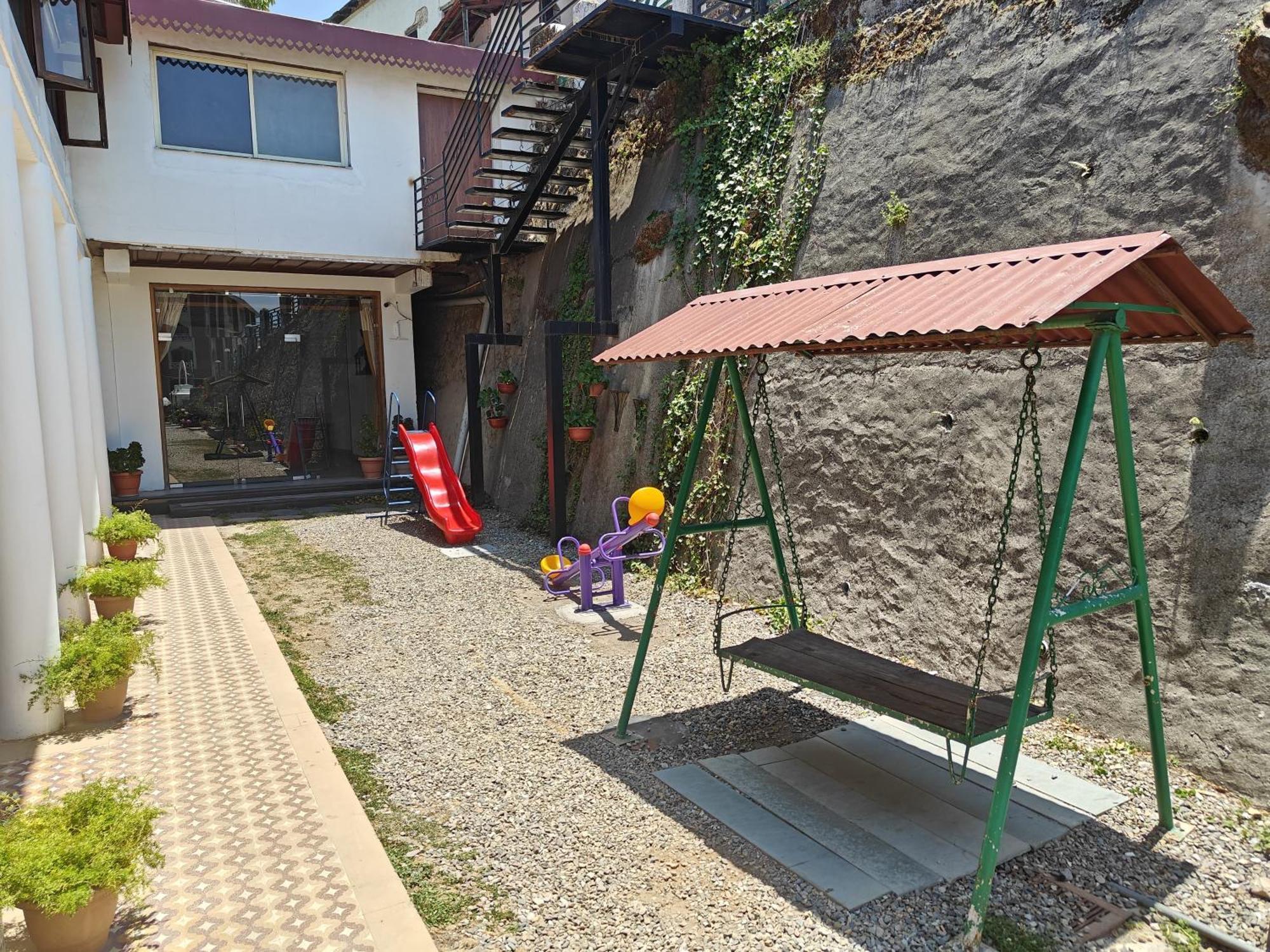 Hotel Himalayan Club Mussoorie Eksteriør bilde